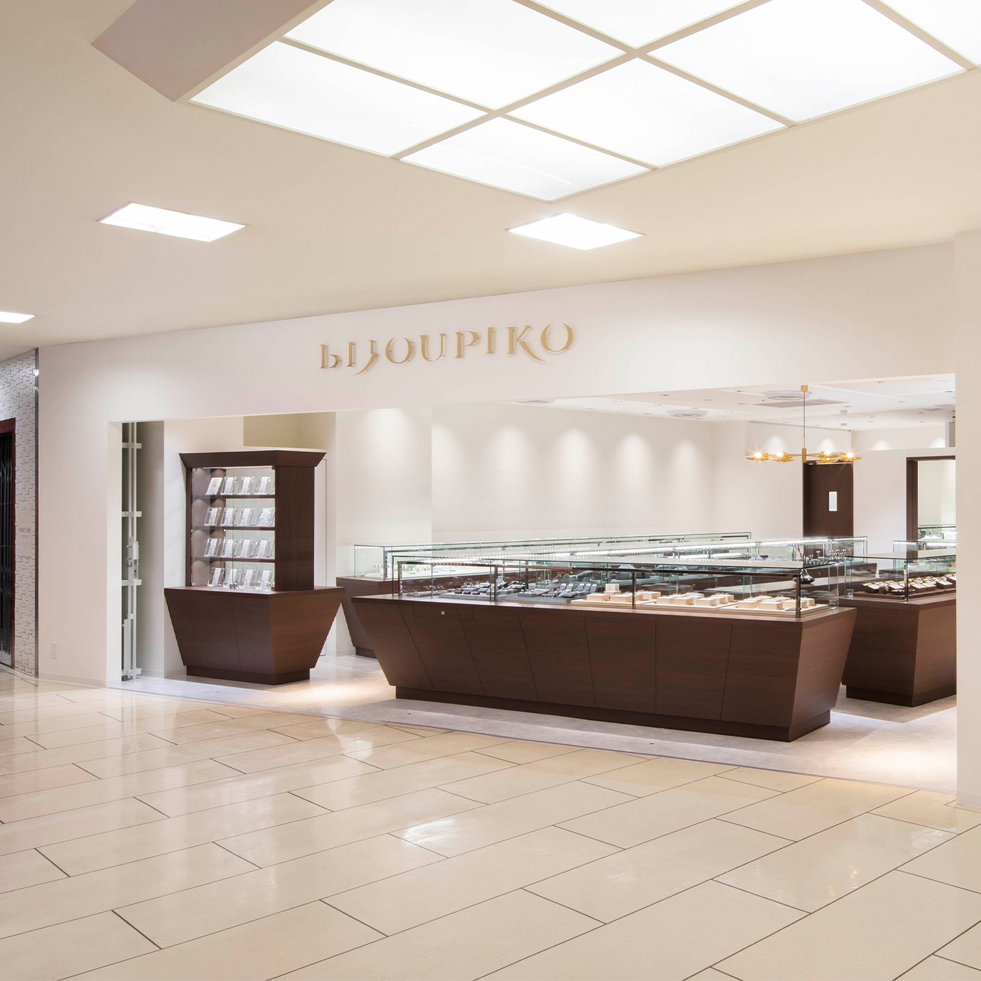 ビジュピコ　大宮店