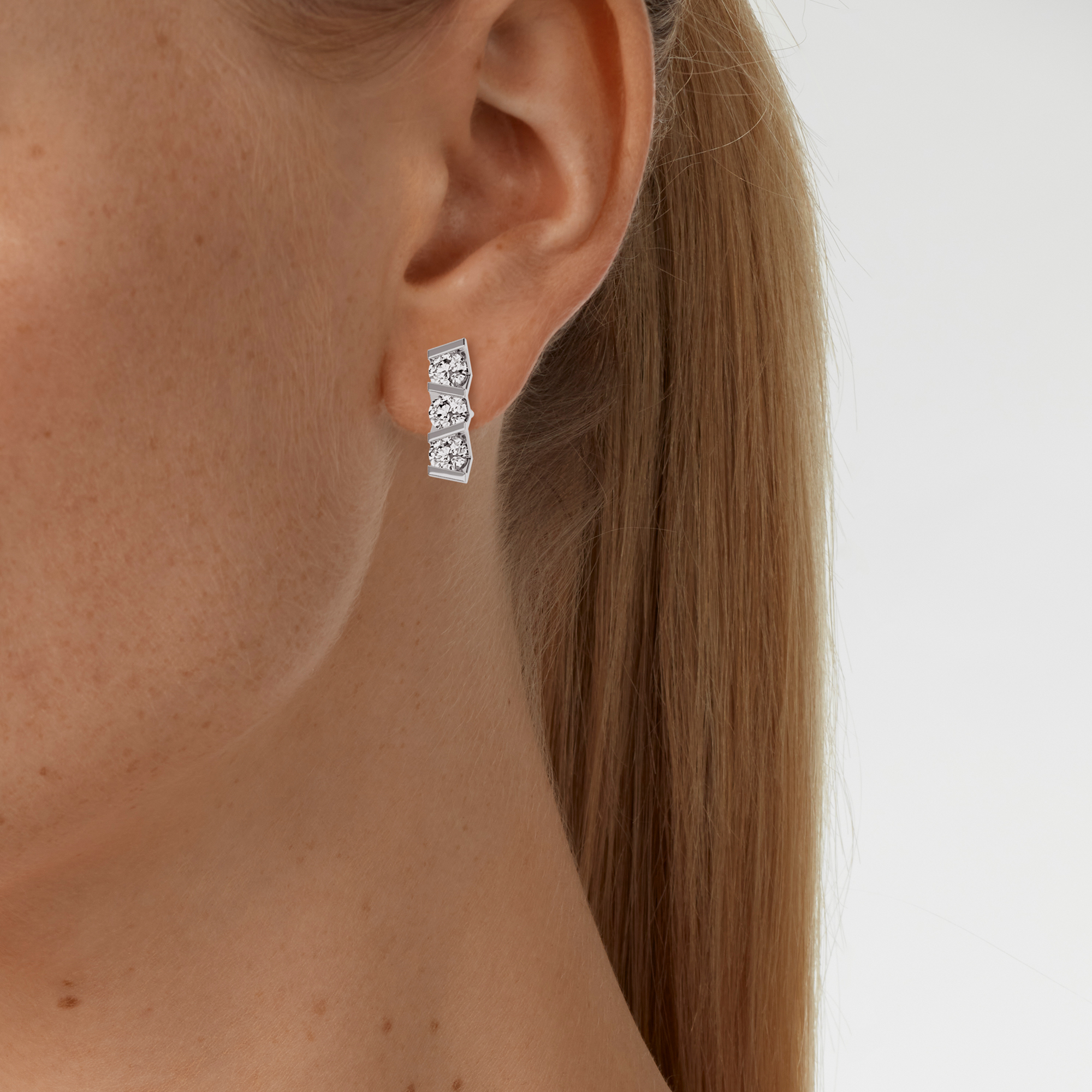 Niessing Vivida ピアス