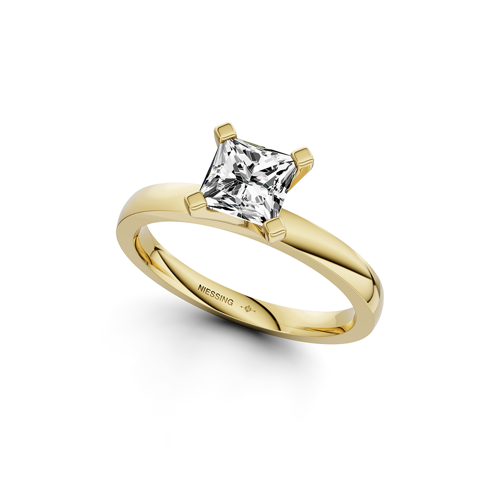 Niessing Amatis V (プリンセスカット)