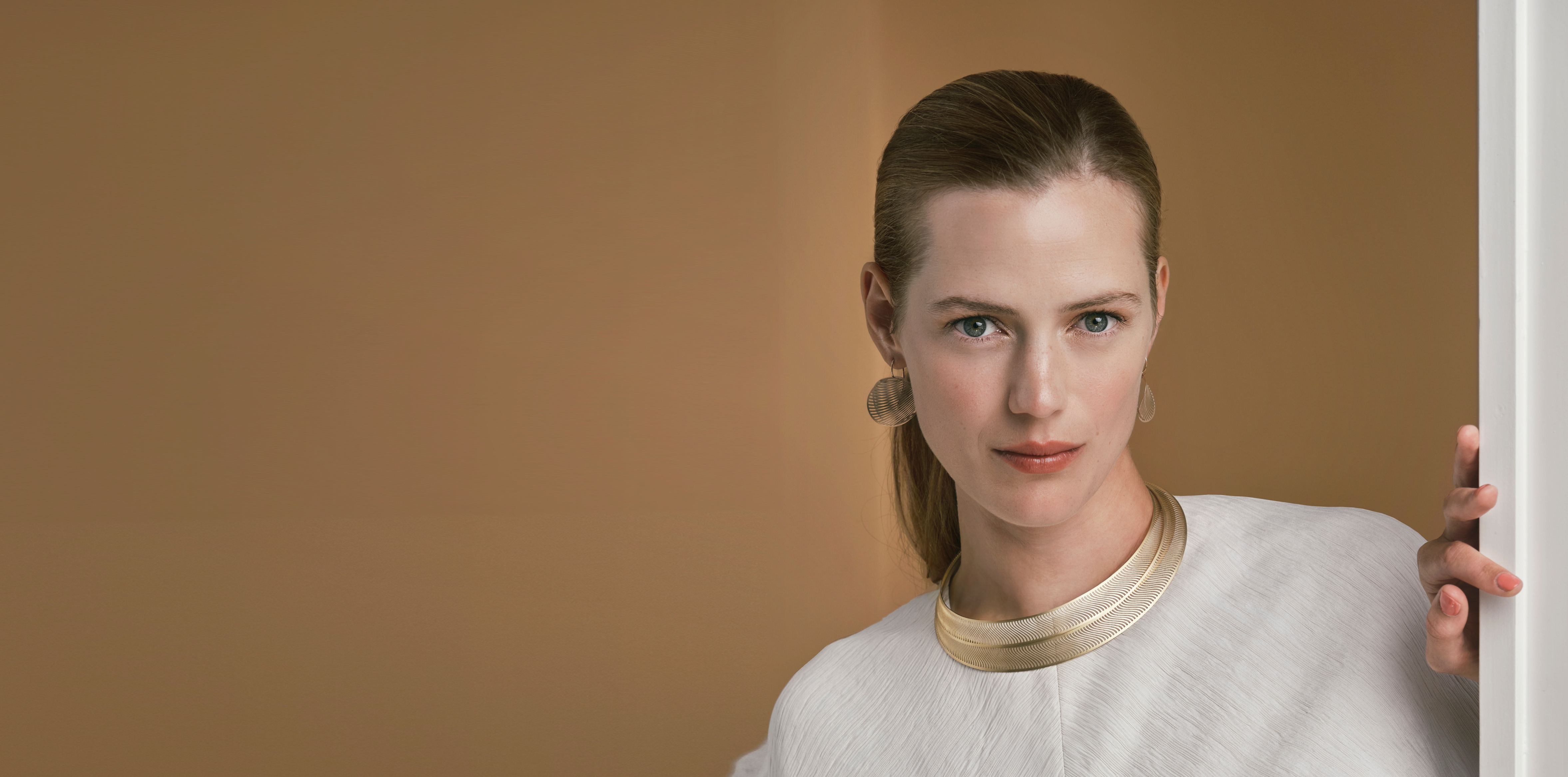 魅惑的な幻想の世界へ！