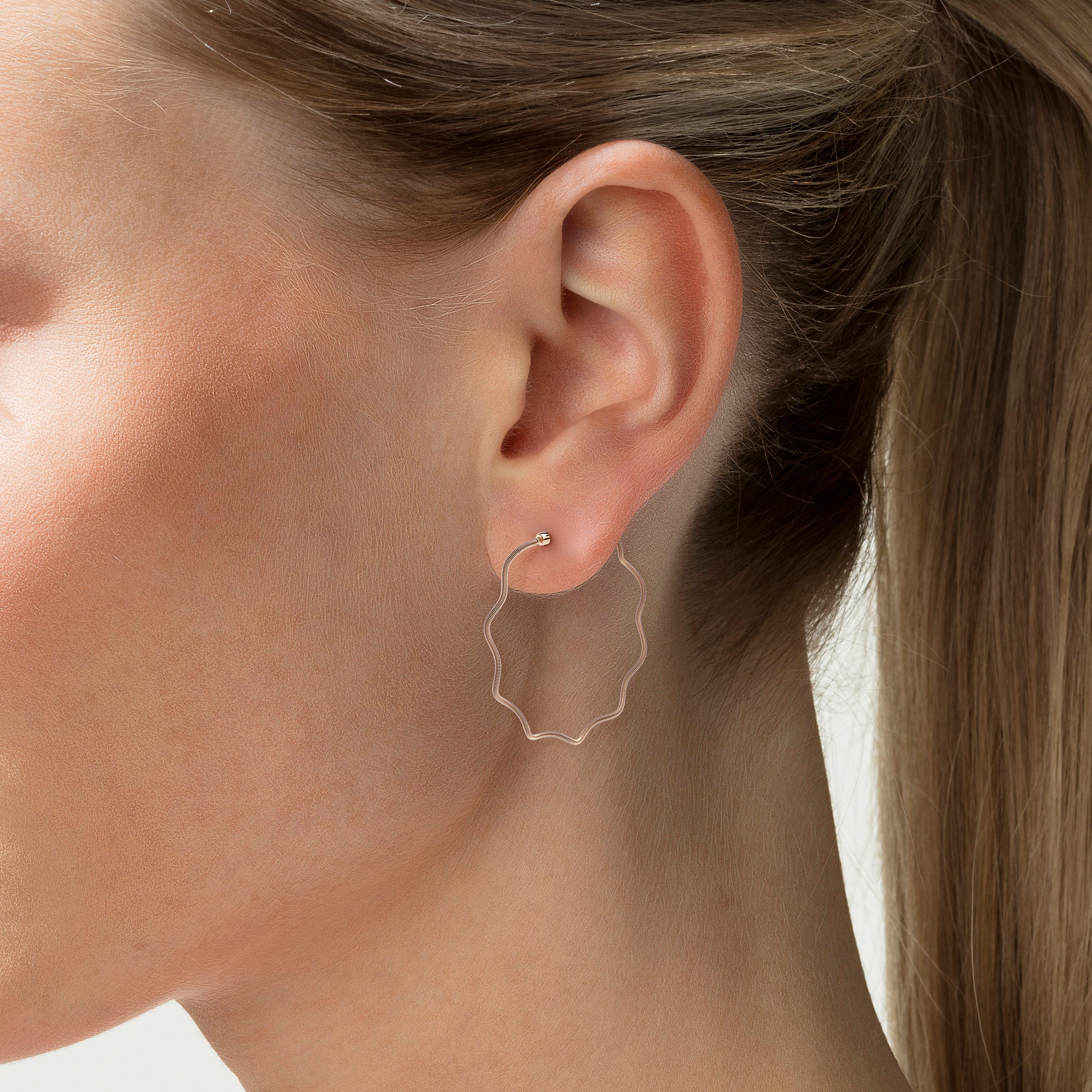 Niessing Colette Wave フープピアス