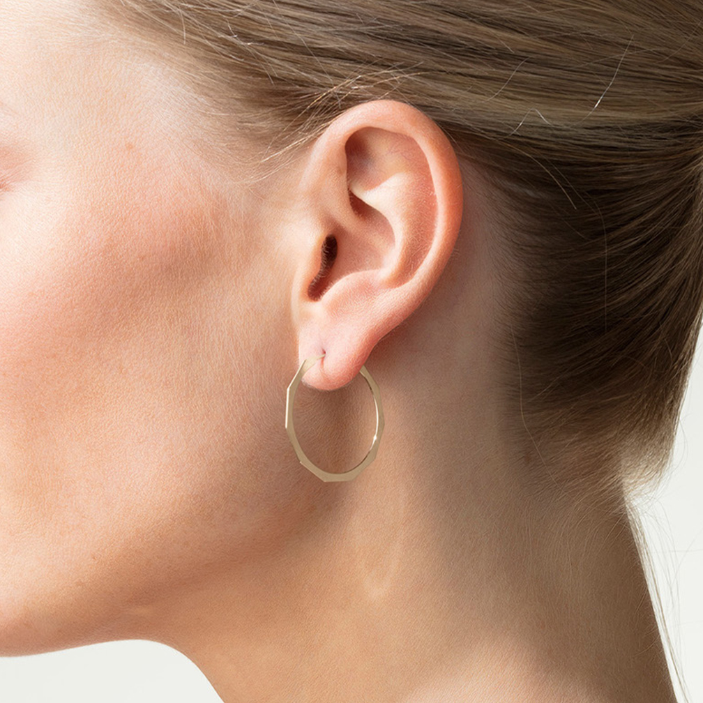 Niessing Now Facet ピアス