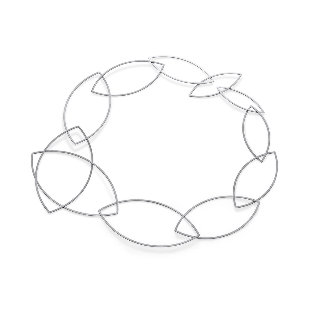 Niessing Pointed Bow ネックレス