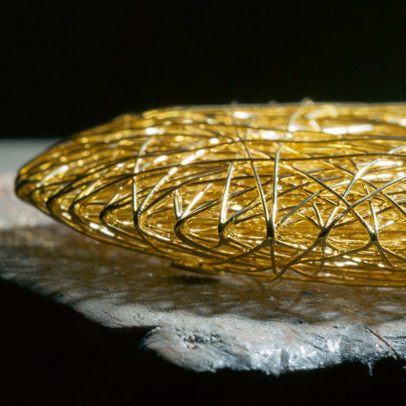 スレンダーなライン