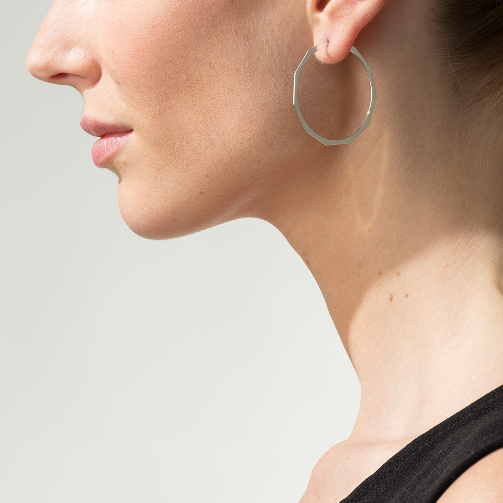 Niessing Now Facet ピアス