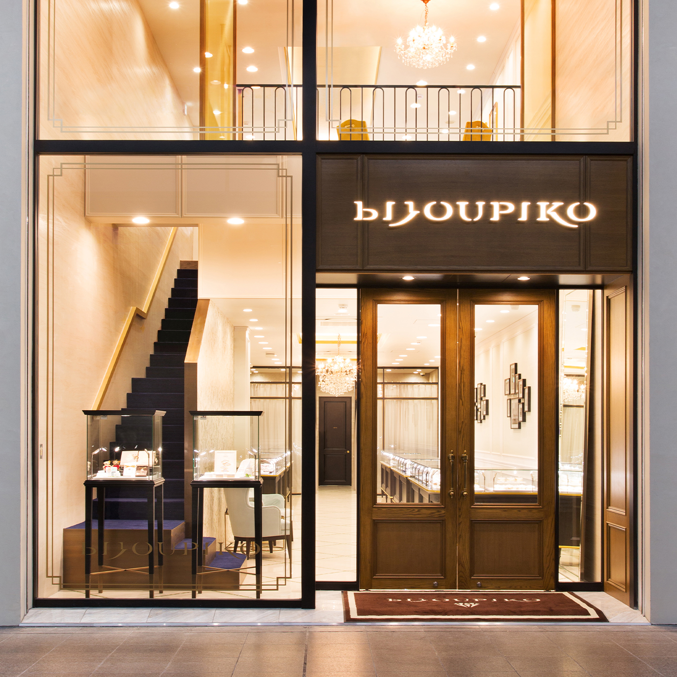 ビジュピコ　松山店