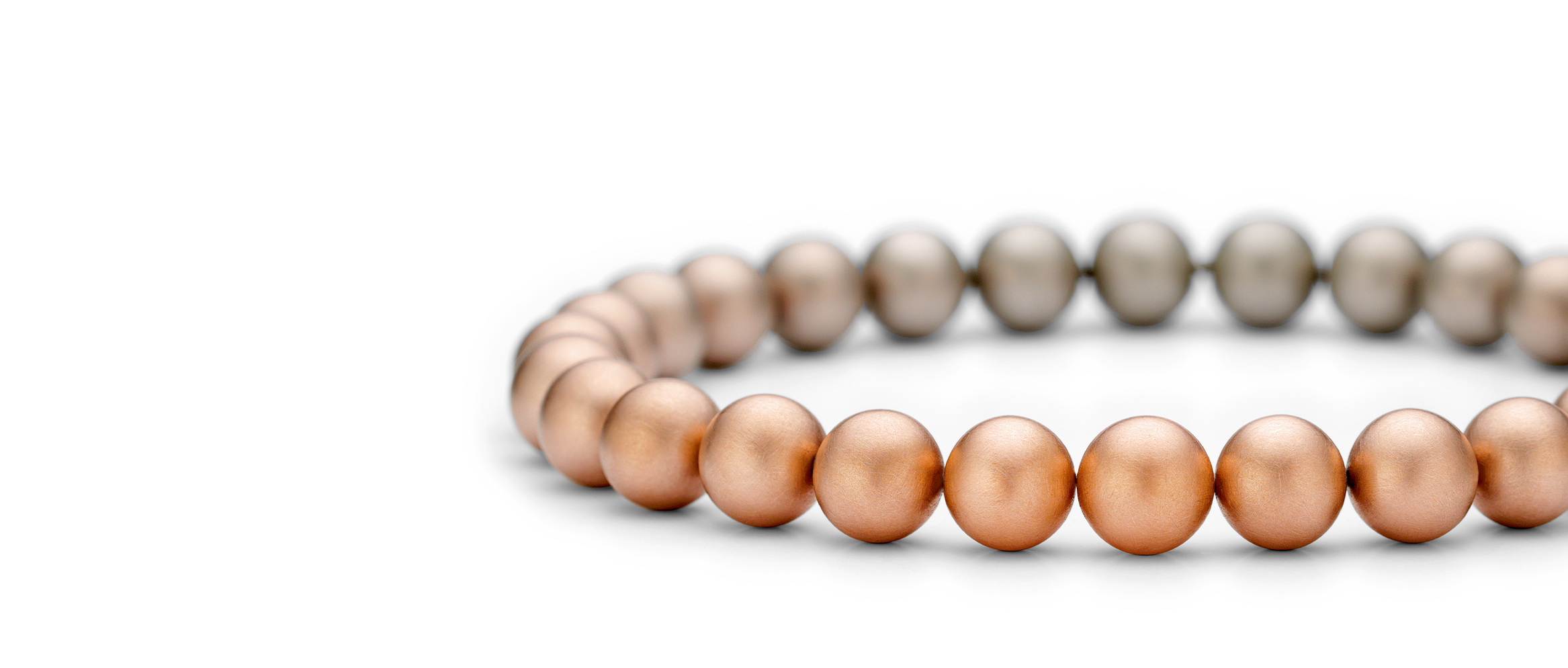 究極のかたちが放つ存在感