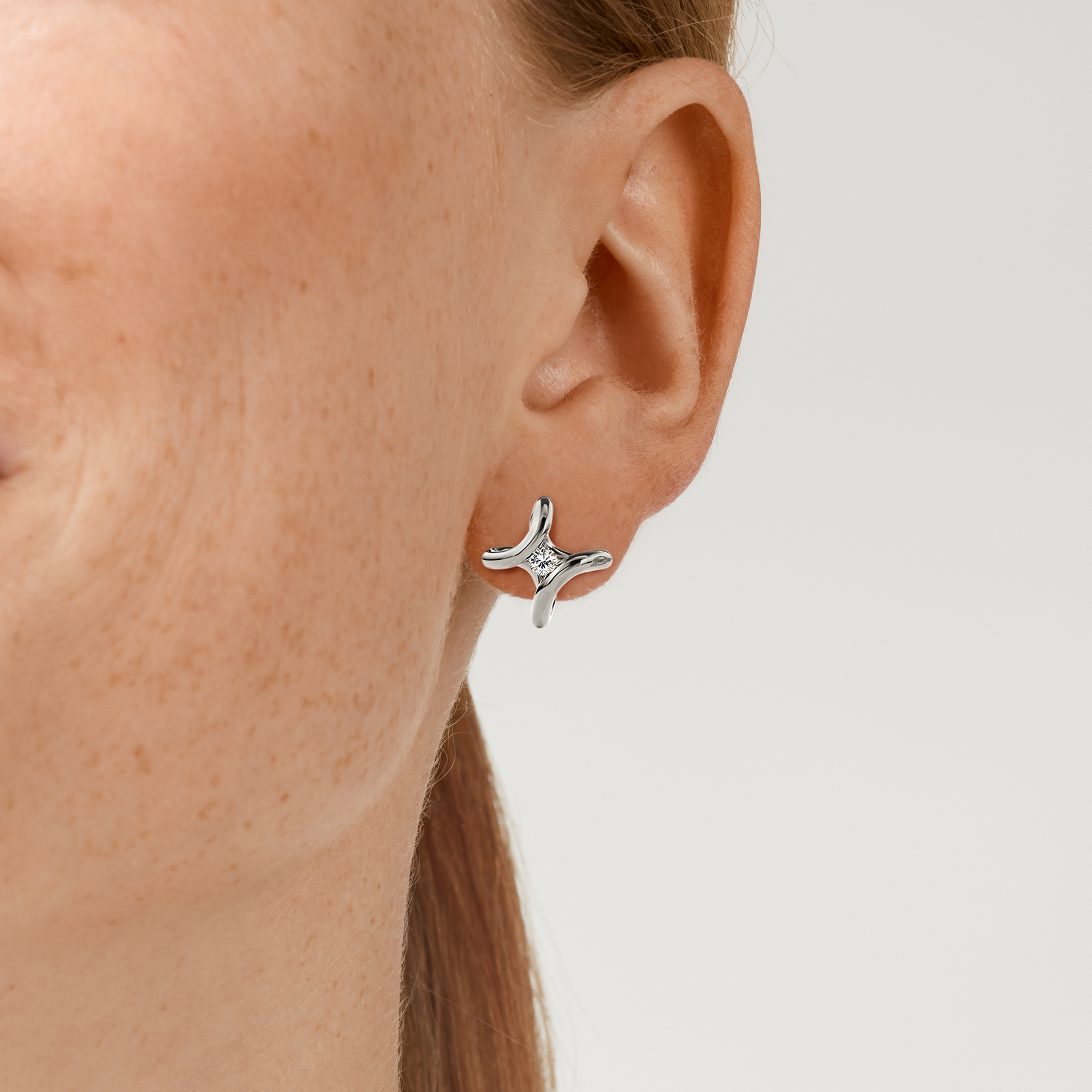 Niessing Spannring® Era ピアス
